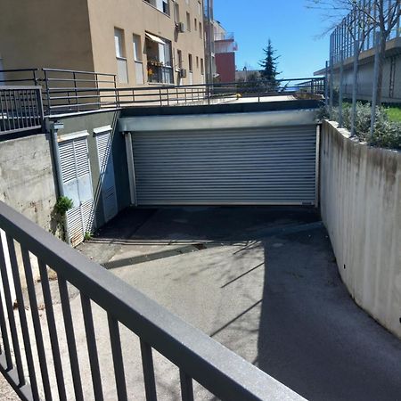 Apartment Harmony - Pleasant And Comfortable Place With A Balcony And A Secured Garage Split Extérieur photo