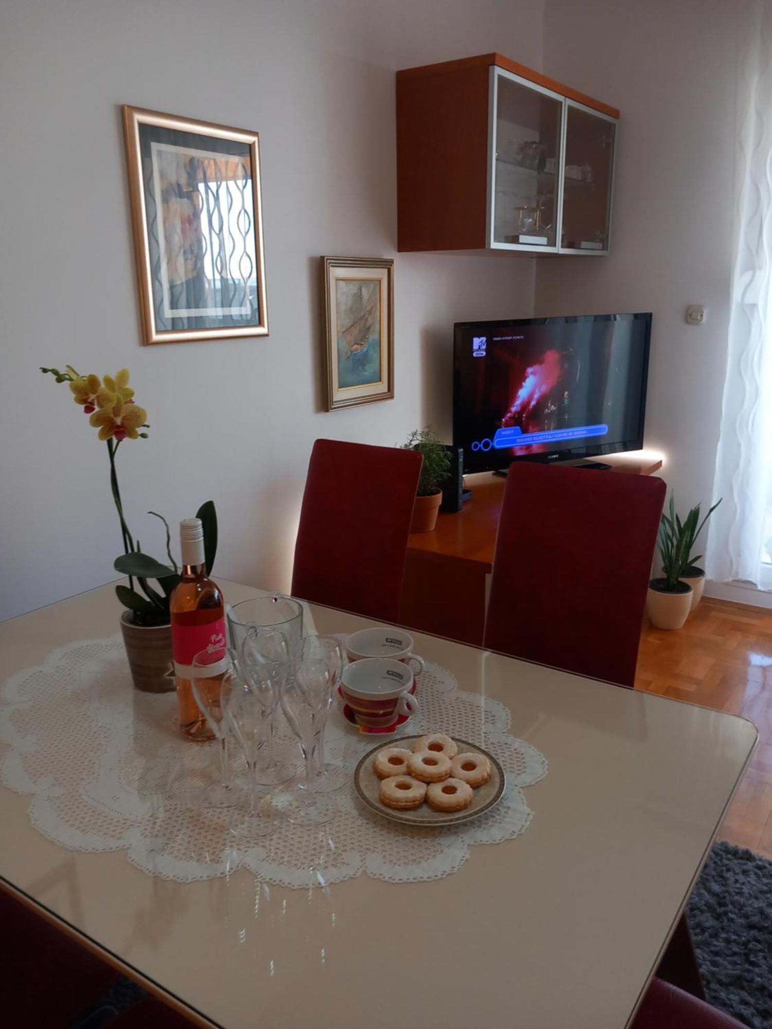 Apartment Harmony - Pleasant And Comfortable Place With A Balcony And A Secured Garage Split Extérieur photo