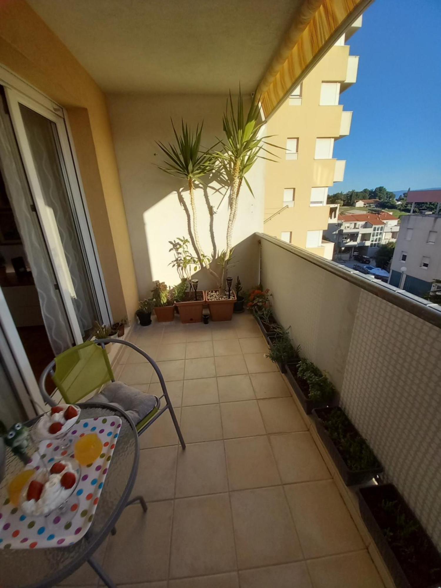 Apartment Harmony - Pleasant And Comfortable Place With A Balcony And A Secured Garage Split Extérieur photo
